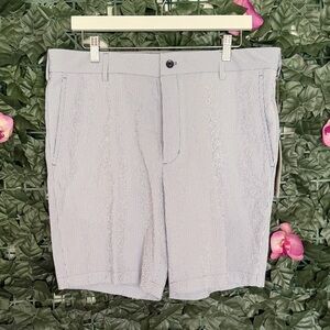 NWT Walter Hagen Light Blue Seersucker Flat Front Shorts 36x9